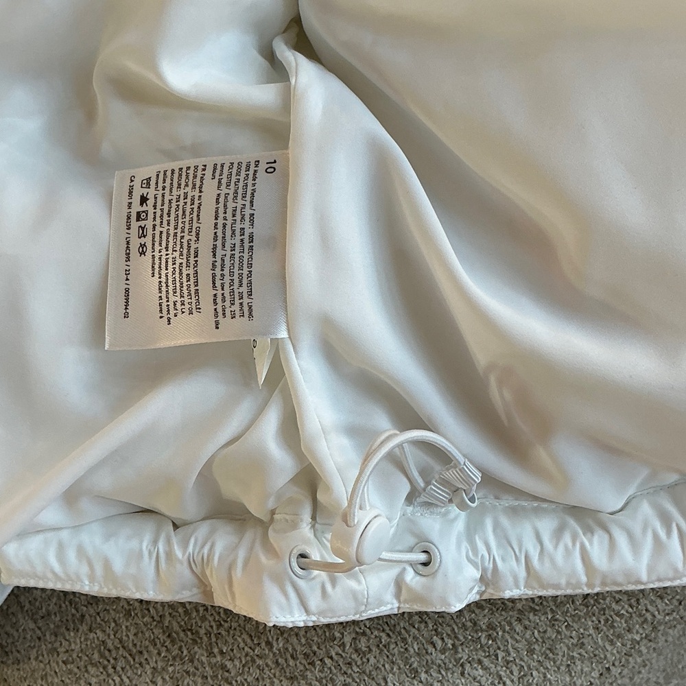 Lululemon Athletica White Wunder Puff Cropped Puffer Vest - Picture 8 of 10